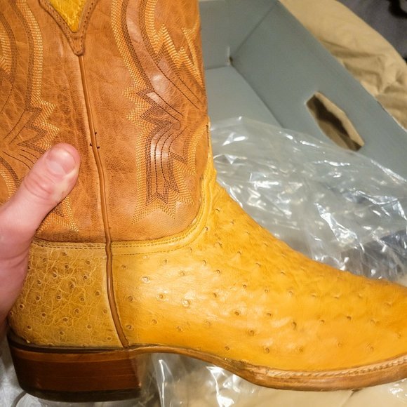 Lucchese Ostrich Square Toe Boot Like New Saddle/Peanut Br(Includes Boot Trees) - Picture 8 of 15